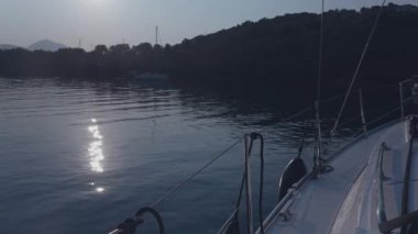 Lefkada, Yunanistan 'da bir yatın manzarası 