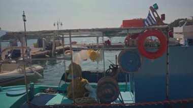 nydri limanında balıkçı tekneleri, lefkada Greek 