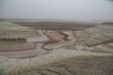 Kazhakistan 'da Mangystau güzel ve vahşi bir yerdir.