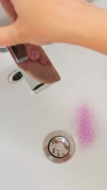 Close Unrecognizable Woman Cleaning Purple Glitter Washbasin Bathroom Polluting Clean — Stock Video