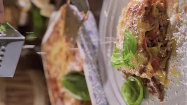 Pranzo All Italiana Lasagne Verdi Fatte Casa Con Spinaci Nell — Video Stock