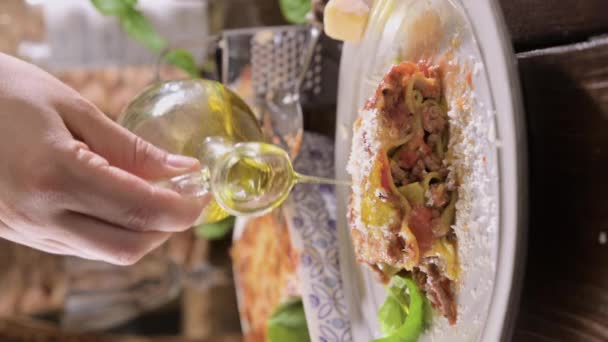 Lasagna Pestissel Olasz Ebéd Házi Készítésű Zöld Lasagna Spenóttal Tésztában — Stock videók