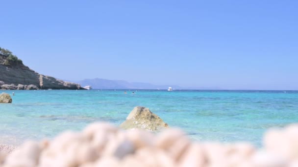 Синій Пляж Сардинії Італійське Узбережжя Еліта Курортів Blue Sky Clear — стокове відео