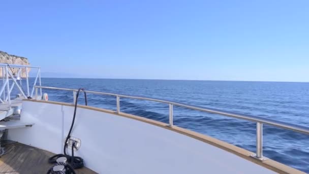 Boat Sea Sardinia White Luxury Yacht Open Sea High Quality — стоковое видео
