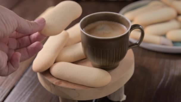 Ciasteczka Język Kotów Tradycyjne Ciasta Indonezyjskie Włoskie Deser Kawa Espresso — Wideo stockowe