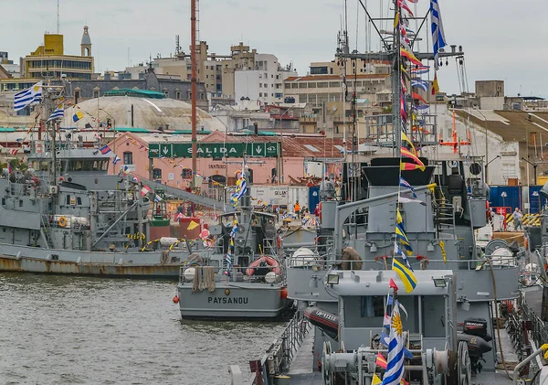 Монтевидео Уругвай Октябрь 2021 Военные Корабли Выставлены Порту День Празднования — стоковое фото