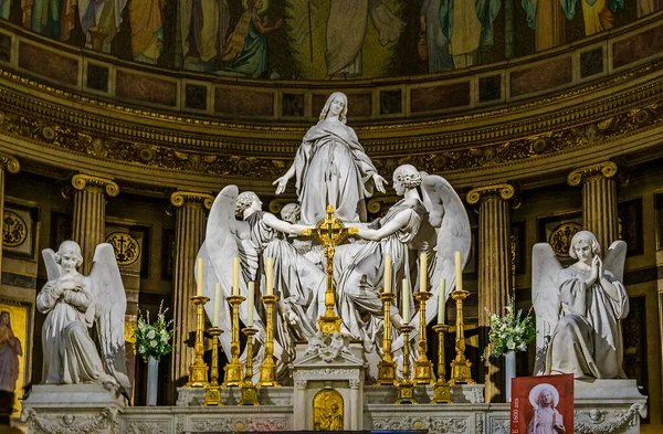 Skulpturer Vid Altaret Berömda Madeleine Kyrka Paris Frankrike — Stockfoto