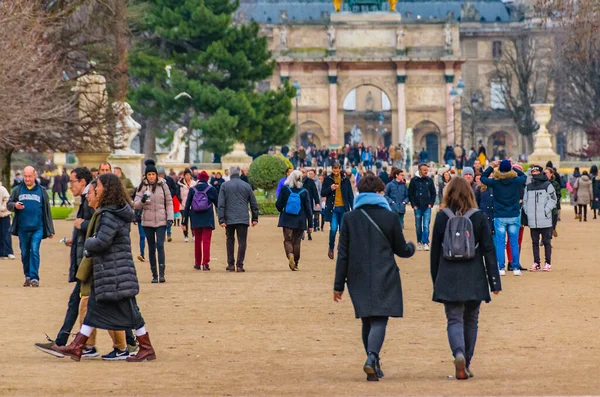 Tömeg Séta Híres Tuileries Kert Párizs Város Franciaország — Stock Fotó