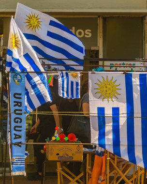 MONTEVIDEO, URUGUAY, NOVEMBER - 2022 - Merkez caddede Uruguay hatıraları, 