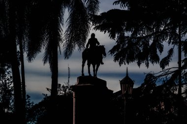 Zabala Meydanı 'ndaki heykel anıtı, Montevideo, uruguay