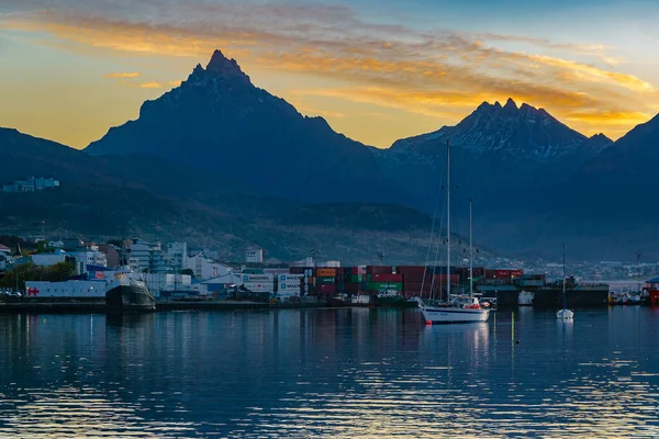 Ushuaia Argentina エイプリル14 2022 ウシュアイア市港湾景観 ティエラ フエゴ Argentina — ストック写真