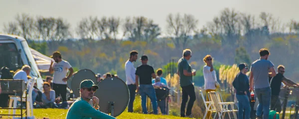 Canelones Uruguay Toukokuu 2023 Väkijoukko Maalaismaisessa Tribuunissa Katsomassa Ajelehtimista Pinaarista — kuvapankkivalokuva