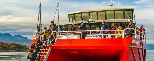 アルゼンチン ウシュアイア 2022年4月15日 ビーグルチャンネル アルゼンチン アルゼンチン フエゴで島の1つを手配する船旅 — ストック写真