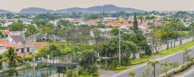 Samborondon boş bulvar panoramik hava manzarası, samborondon, guayas, ekvador