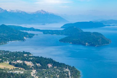 Nahuel huapi Ulusal Parkı manzarası Cerro otto bakış açısından, San Carlos de Bariloche City, Rio Negro Eyaleti, Patagonya, Arjantin