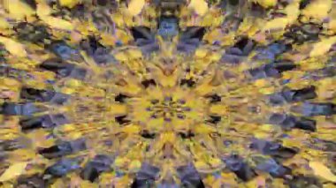 Turuncu renklerde kaleydoskop motif radyal simetri tasarımı 2d döngü şeklinde canlandırılmış video arkaplanı