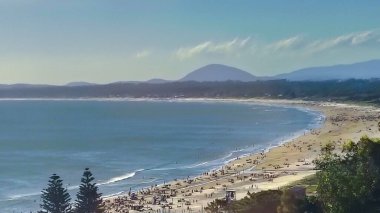 Punta Ballena sahilinin yaz günündeki hava manzarası Punta del este şehri, Maldonado Bölümü, uruguay