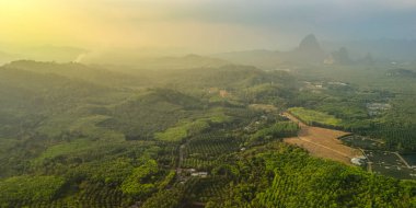 Dağların güzel manzarası
