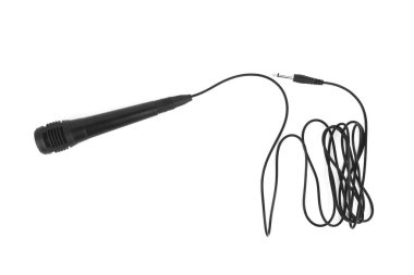 Beyaz arkaplanda izole edilmiş müzikal mikrofon