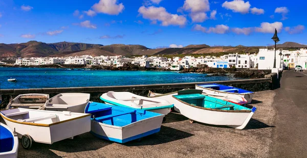Lanzarote Malownicze Miejsca Urocza Punta Mujeres Tradycyjnej Wiosce Rybackiej Kolorowych — Zdjęcie stockowe