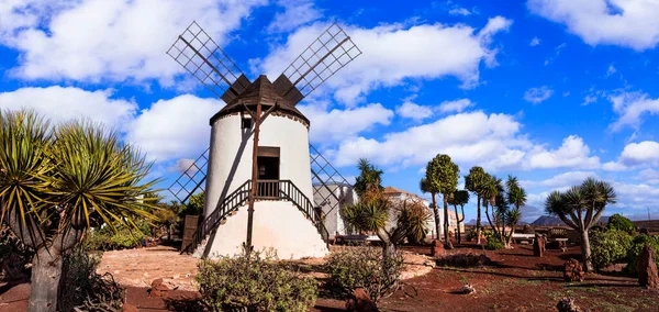 Monuments Fuerteventura Moulin Vent Traditionnel Dans Village Antigua Îles Canaries — Photo