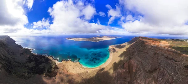 Vulkaniska Lanzarotes Häpnadsväckande Natur Kanarieöarna Naturskönt Havslandskap Utsikt Från Mirador — Stockfoto