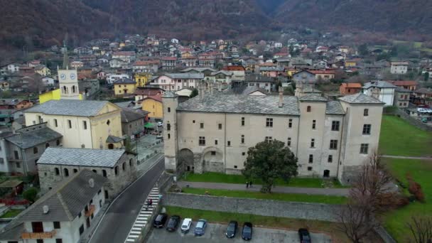 Medieval Castles Aosta Valle Valle Aosta Issogne Fortress Village Aerial — Vídeo de Stock