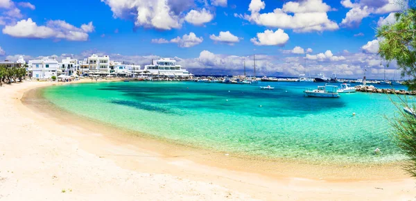 希腊度假 独木舟 帕洛斯岛 最好的海滩和大海 风景秀丽 宁静的海滨村庄皮索 利瓦迪 绿松石般的大海 — 图库照片