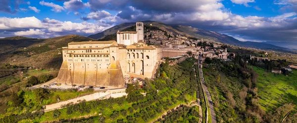 Beeindruckende Mittelalterliche Stadt Assisi Umbrien Italien Drohnenpanorama Aus Der Luft — Stockfoto