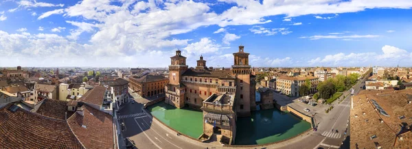 费拉拉 美丽的中世纪城镇埃米莉亚罗马纳意大利 霍斯托克中心Estense城堡的无人驾驶飞机视频 — 图库照片