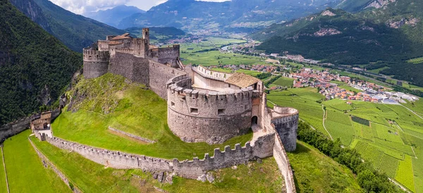 Castel Beseno Panoramisch Uitzicht Drone Vanuit Lucht Beroemdste Meest Indrukwekkende — Stockfoto