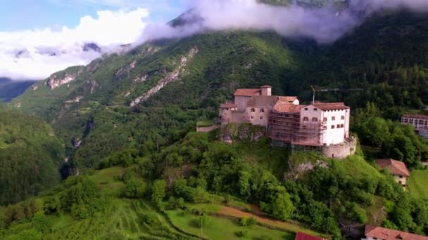 Castelos Medievais Norte Itália Castelo Stenico Pitoresca Aldeia Trentino Província — Vídeo de Stock