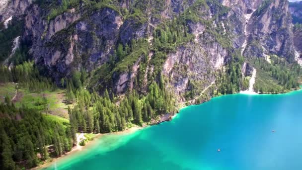Uno Los Lagos Alpinos Montaña Más Bellos Mágico Lago Braies — Vídeos de Stock