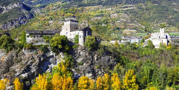 Scenic Valley Aosta Valle Aosta Norra Italien Utsikt Över Medeltida — Stockfoto