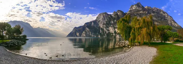 Italie Voyage Pittoresque Lac Garde Province Trente Lago Garda Merveilleux Images De Stock Libres De Droits