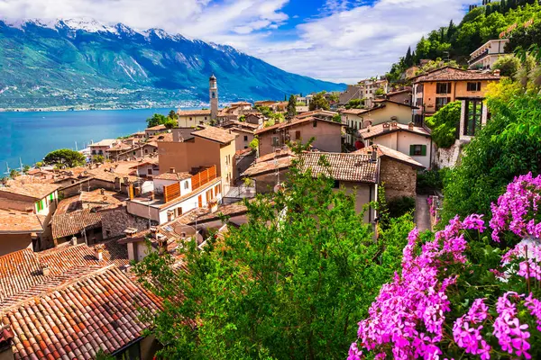意大利最美丽的湖泊拉戈迪格拉达 美丽的村庄利蒙苏尔加尔达 意大利伦巴第 图库图片