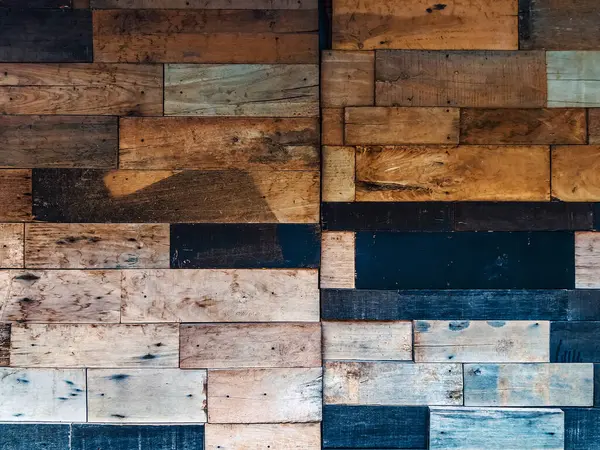 Antika duvar kağıdı için eski ahşap malzeme arka planı. Klasik pastel renkli ahşap fon. Ahşap dokuları olan soyut bir arka plan. Ahşap arkaplan deseni. Güzel doğa duvarı arkaplanı.