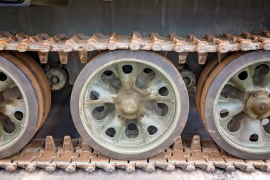 Bir askeri tankın parçası ve bileşenleri.