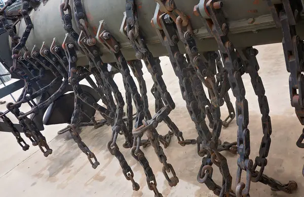 stock image Chains hanging from a military tank