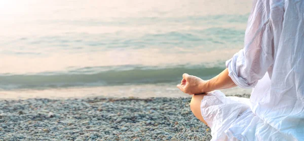 Woman Meditating Garda Lake Yoga Practice Sunset Italy — Stock fotografie