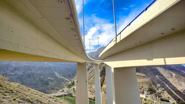 Viaduc de l'autoroute, Gran Canaria, Espagne