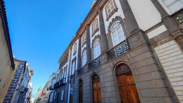 Quartier tarihi Las Palmas Grande Kanaryaları. Yüzler de maisons renkleri. 