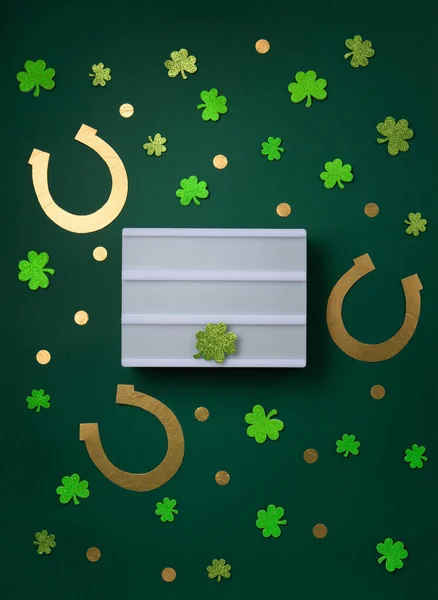 Patrick Day Celebration Concept Greeting Card Traditional Symbols Golden Horseshoes — Stock fotografie