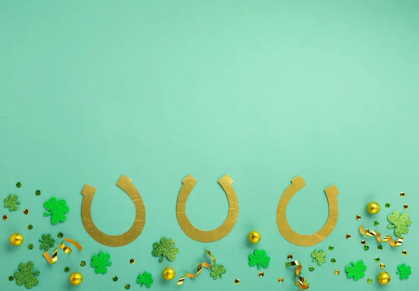 Patrick Day Celebration Concept Greeting Card Traditional Symbols Golden Horseshoe — Fotografia de Stock