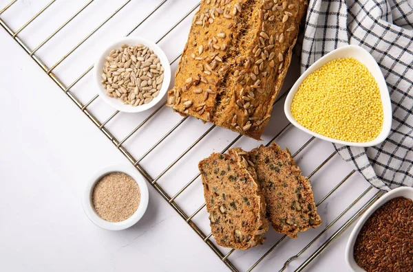Gluten Free Homemade Bread Healthy Eating Dieting Balanced Food Concept — Zdjęcie stockowe
