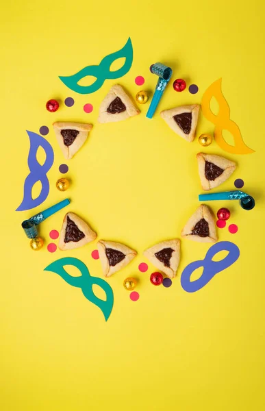 Chocolate Dipped Hamantaschen Cookies Carnival Mask Noisemaker Sweet Candies Festive — Stock Photo, Image