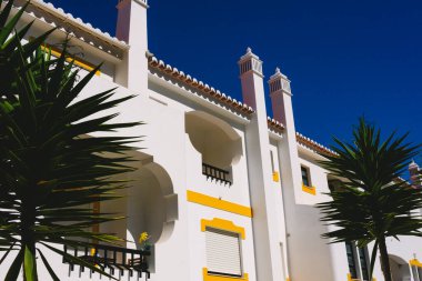 Portekiz Algarve 'deki modern inşaatın büyüleyici tatil evi..