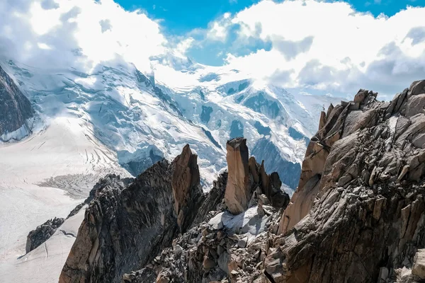 Захватывающие Горные Трещины Между Ледниками Альпах — стоковое фото