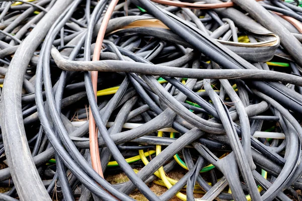 Carcasas Exteriores Cables Eléctricos Pvc Abandonadas Desechadas Listas Para Reciclar — Foto de Stock