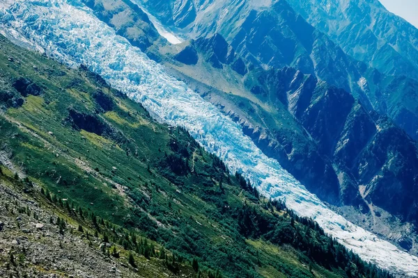 Spektakuläre Berggipfel Zwischen Gletschern Den Alpen — Stockfoto
